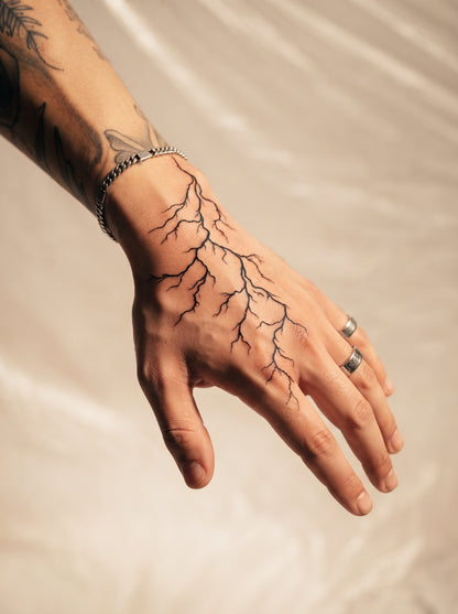 برق