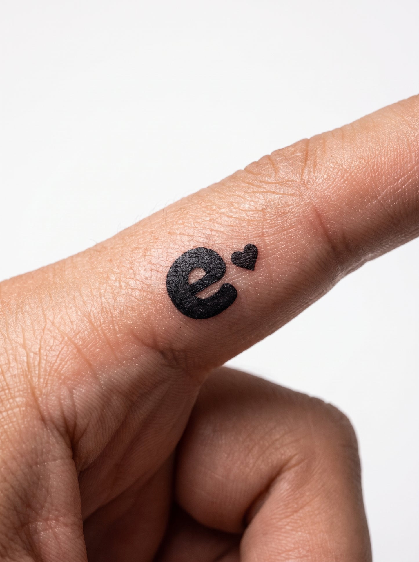 e صغير