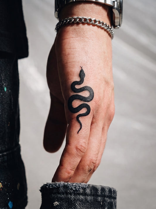 Minimalist Snake | الحية البسيطة