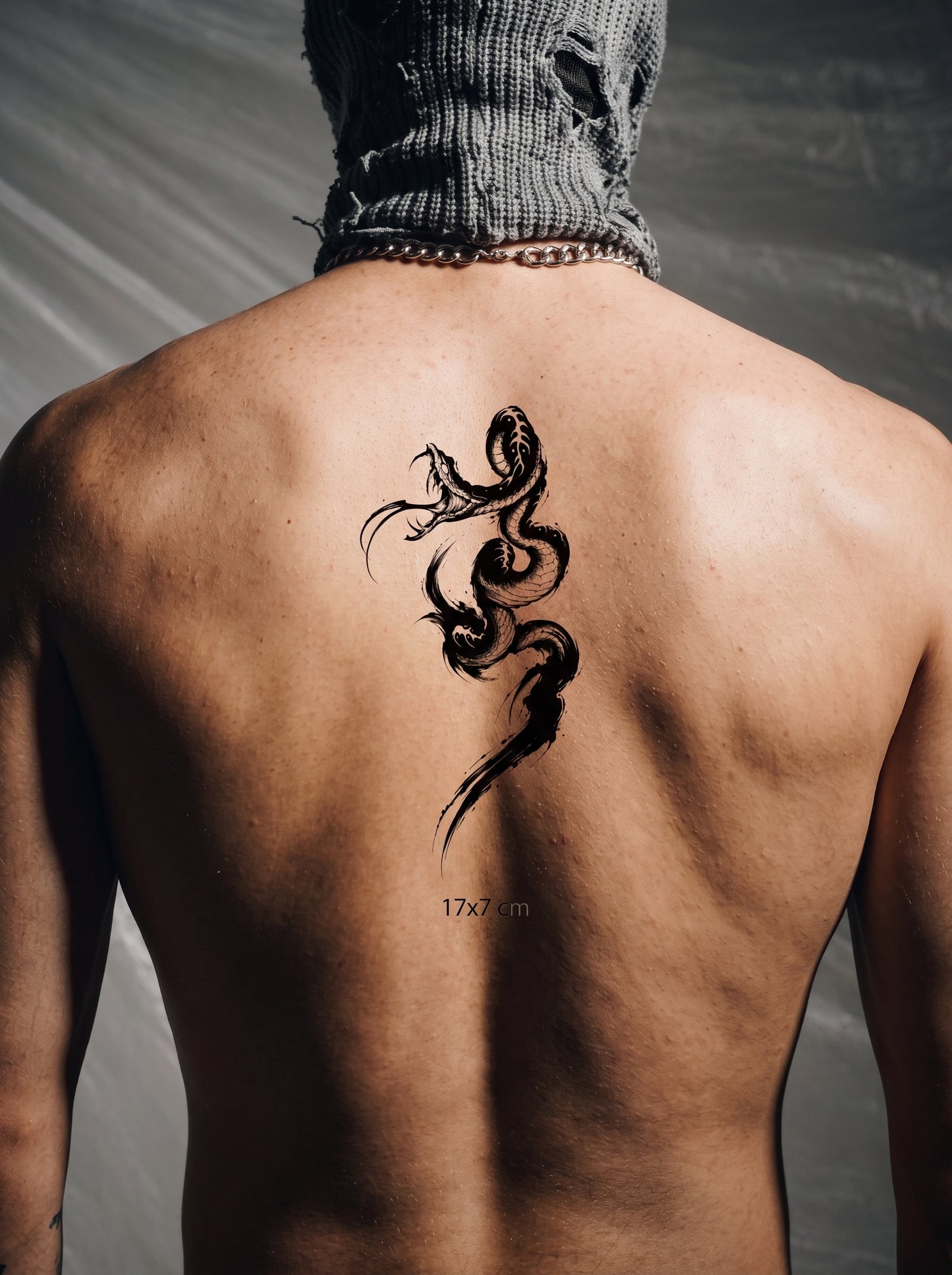 حية Snake